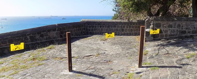 Critical erosion and deterioration closes main road St. Eustatius