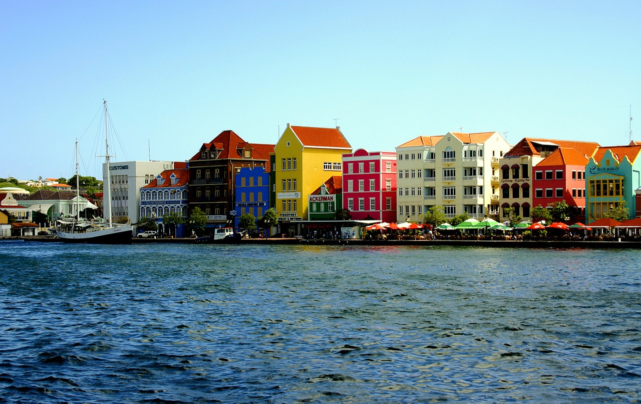 Stronger corona measures on Curaçao: ‘Risks assessed constantly’