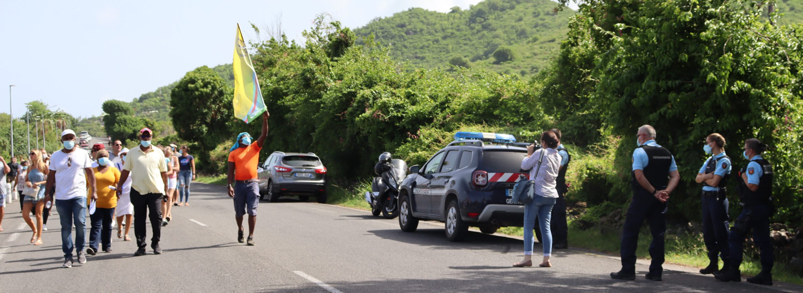 Protest at Saint Martin border: ‘you are basically blocking us from living’